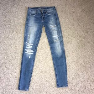 American Eagle Ripped skinny Jeans